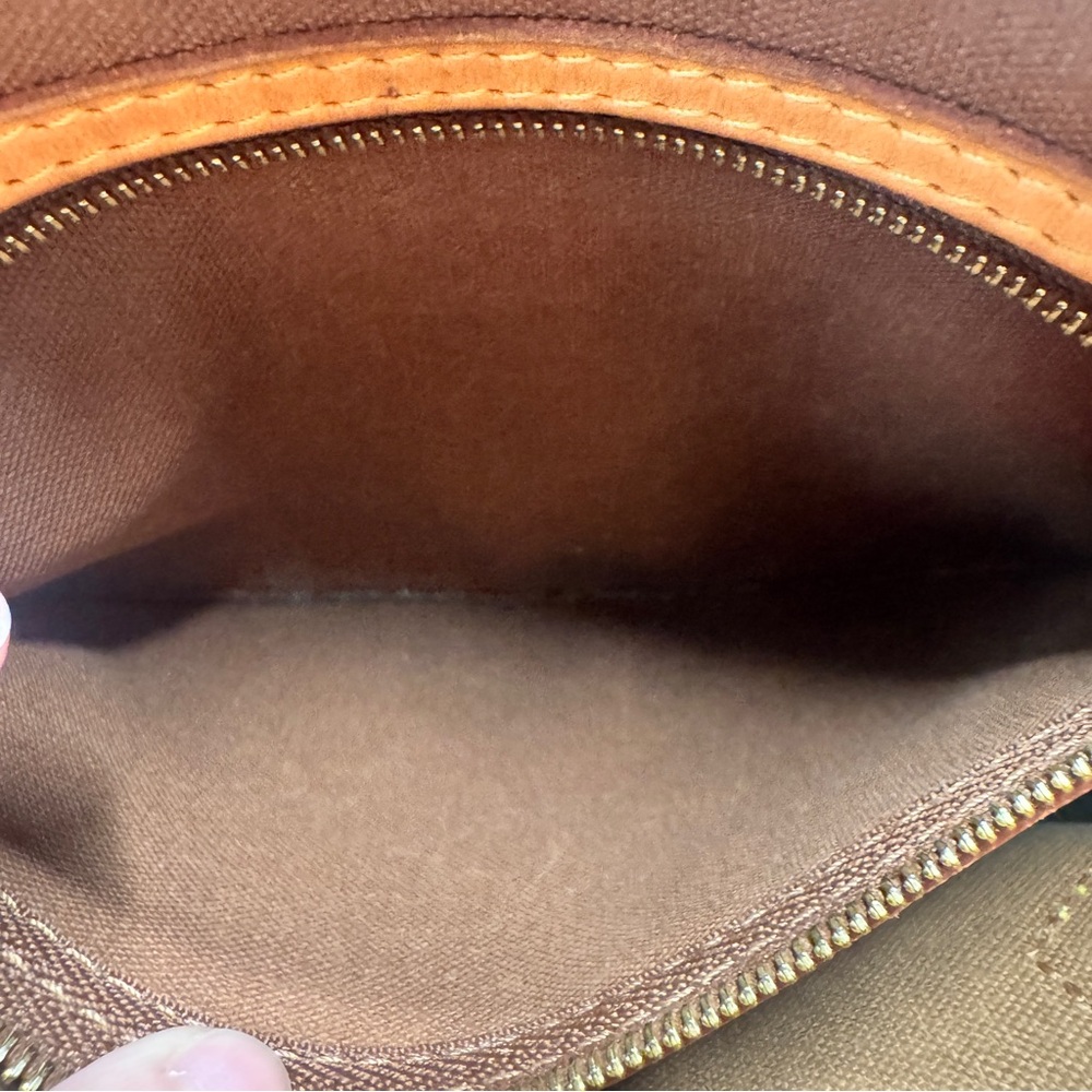 Louis Vuitton Speedy 35 Bandouliere Monogram - Picture 13 of 14